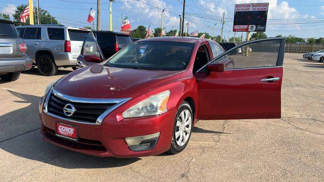 2015 Nissan Altima 2.5 S FWD photo