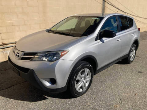 2015 Toyota RAV4 LE AWD photo