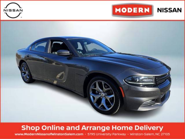 2017 Dodge Charger SXT RWD photo