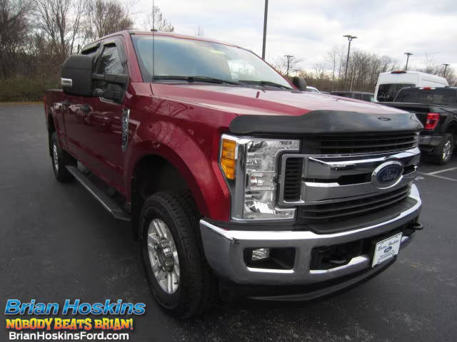 2017 Ford F-250 Super Duty XLT 4WD photo