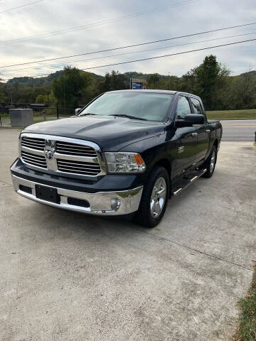 2017 Ram 1500 Big Horn 4WD photo