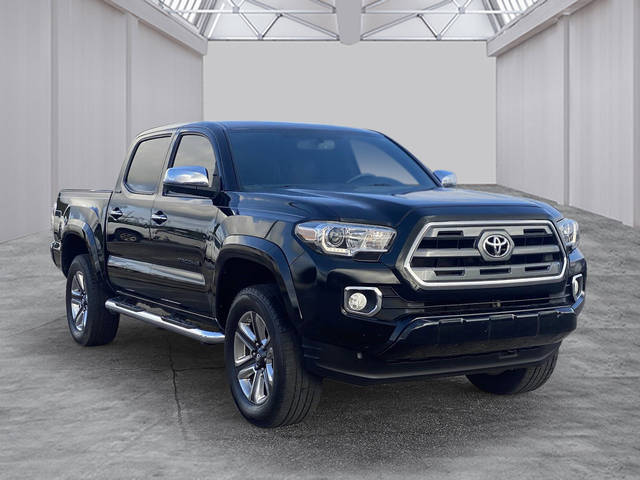 2017 Toyota Tacoma Limited 4WD photo