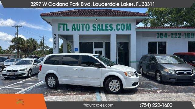2017 Dodge Grand Caravan SE FWD photo