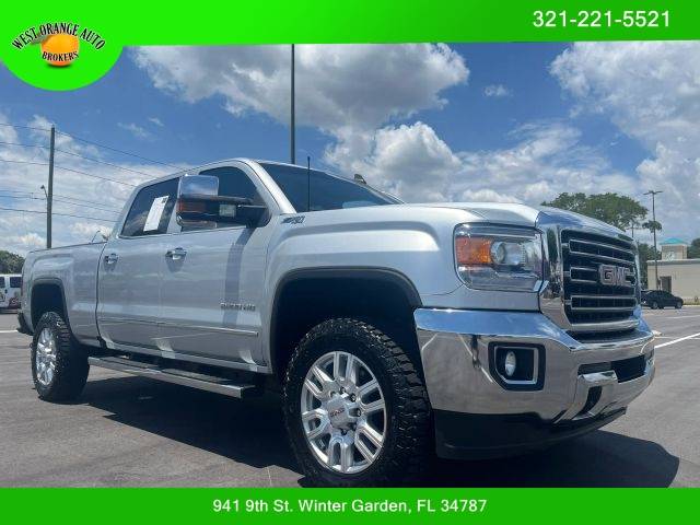2017 GMC Sierra 2500HD SLT 4WD photo