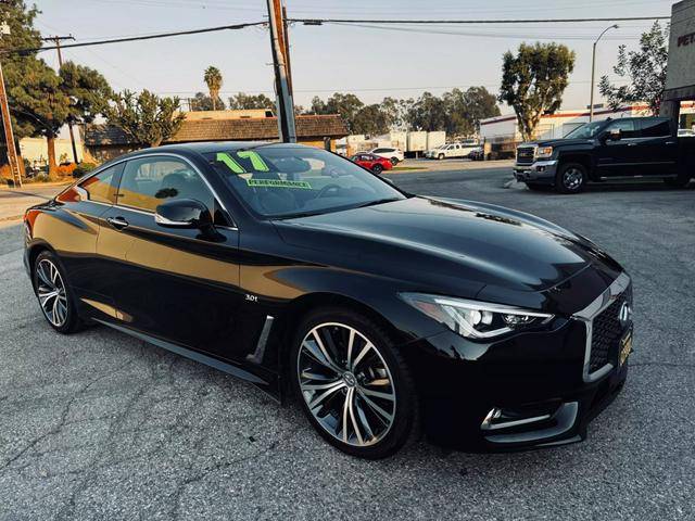 2017 Infiniti Q60 3.0t Premium RWD photo