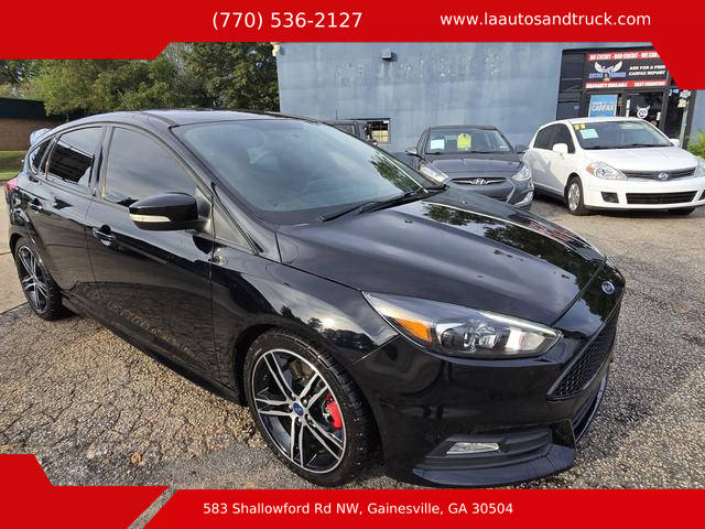 2017 Ford Focus ST FWD photo