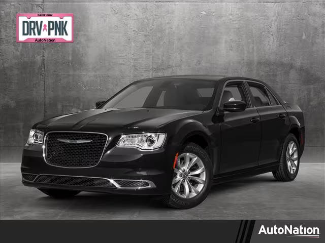 2017 Chrysler 300 Limited RWD photo