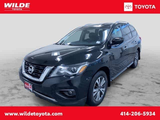 2017 Nissan Pathfinder SV 4WD photo