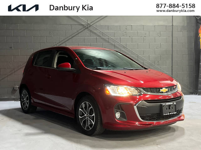 2017 Chevrolet Sonic LT FWD photo