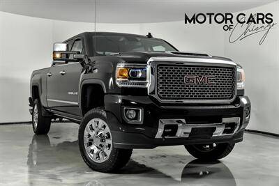 2017 GMC Sierra 2500HD Denali 4WD photo