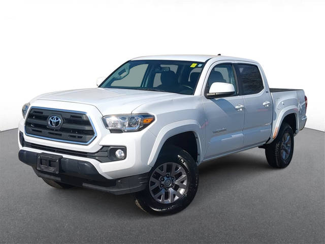 2017 Toyota Tacoma SR5 4WD photo