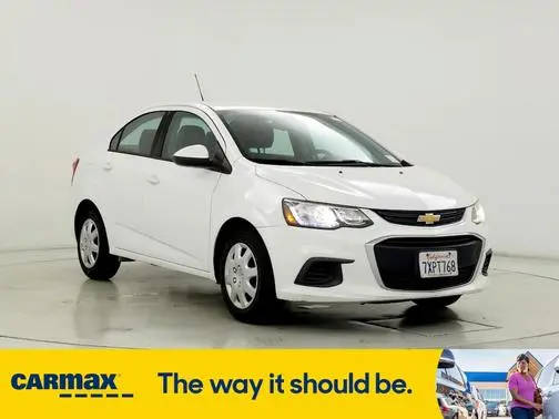 2017 Chevrolet Sonic LS FWD photo