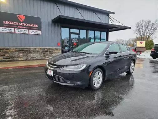 2017 Chrysler 200 Touring FWD photo