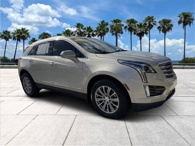 2017 Cadillac XT5 Luxury FWD FWD photo