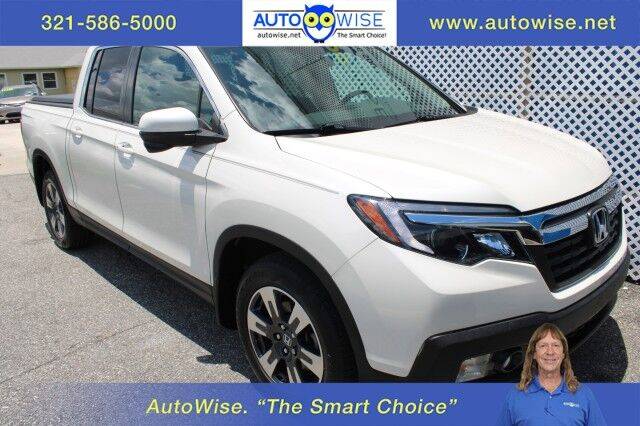 2017 Honda Ridgeline RTL-T FWD photo