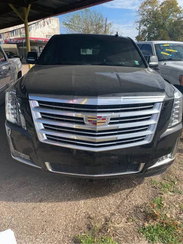 2017 Cadillac Escalade ESV Platinum 4WD photo