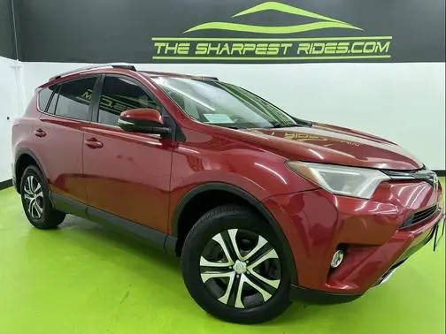 2016 Toyota RAV4 XLE AWD photo
