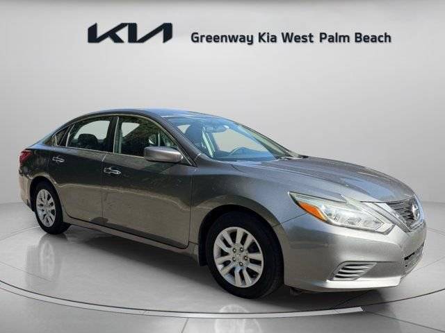 2017 Nissan Altima 2.5 S FWD photo