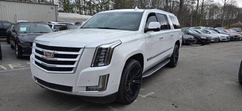 2017 Cadillac Escalade ESV Luxury 4WD photo