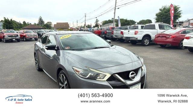 2017 Nissan Maxima Platinum FWD photo