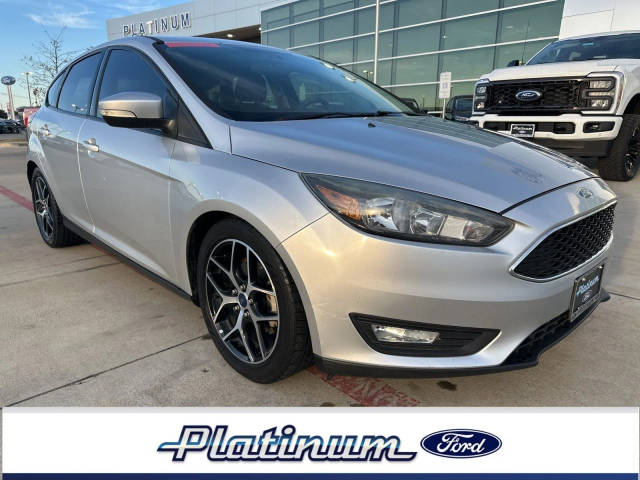 2017 Ford Focus SEL FWD photo