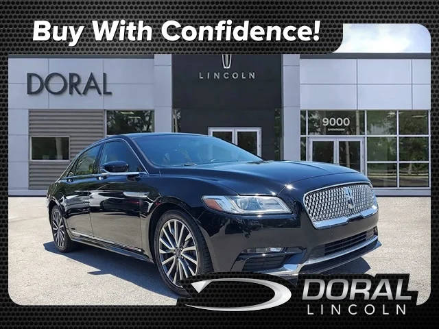 2017 Lincoln Continental Select FWD photo