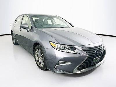 2017 Lexus ES ES 300h FWD photo