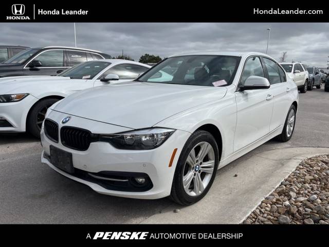 2017 BMW 3 Series 330i RWD photo