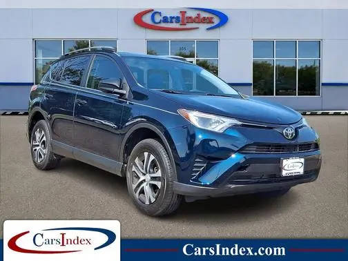 2017 Toyota RAV4 LE FWD photo