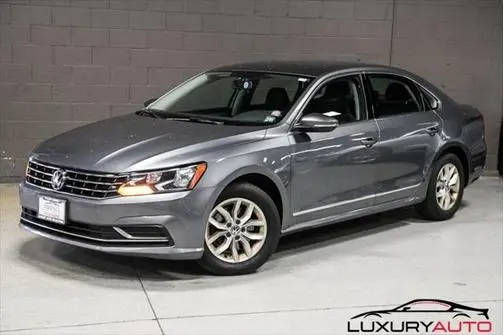 2017 Volkswagen Passat 1.8T S FWD photo