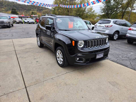 2017 Jeep Renegade Latitude 4WD photo