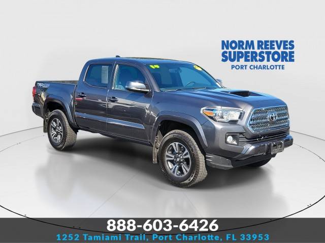 2017 Toyota Tacoma TRD Sport 4WD photo