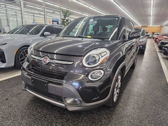 2017 FIAT 500L Trekking FWD photo