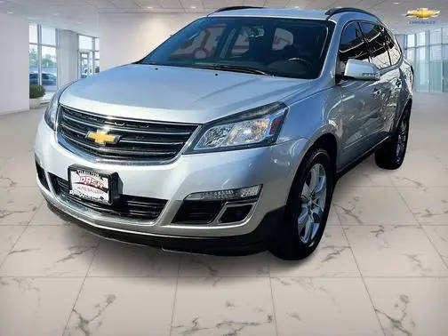 2017 Chevrolet Traverse LT FWD photo