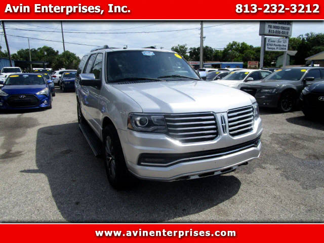 2017 Lincoln Navigator Select 4WD photo