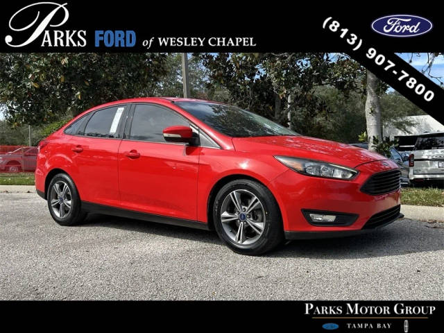 2017 Ford Focus SE FWD photo