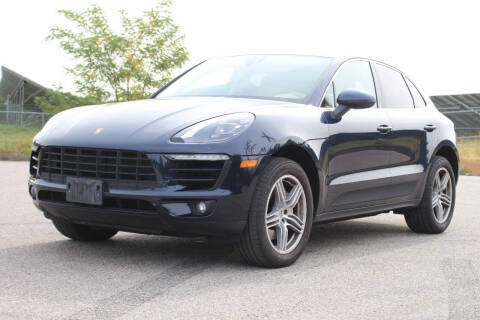 2017 Porsche Macan S AWD photo