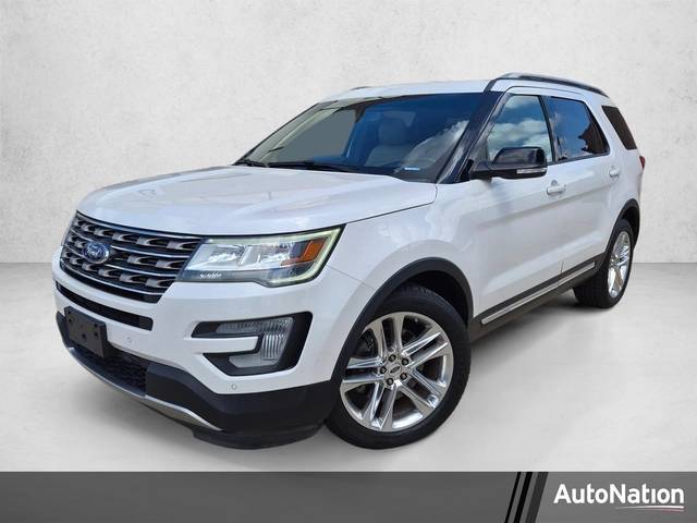 2017 Ford Explorer XLT FWD photo