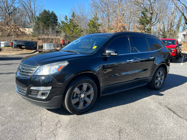 2017 Chevrolet Traverse LT FWD photo