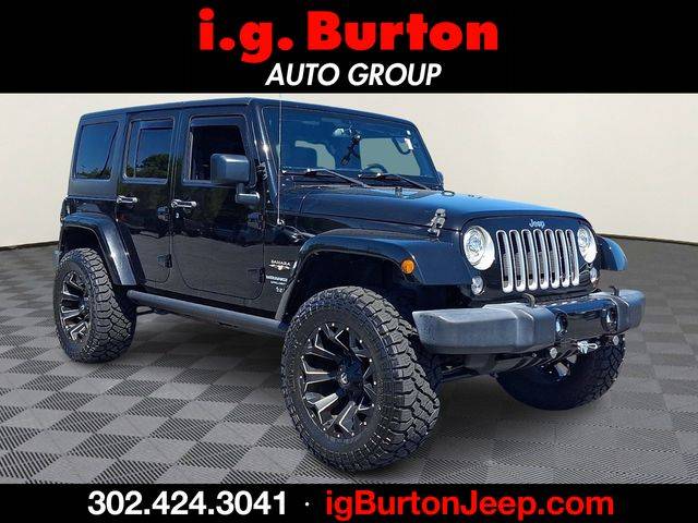 2017 Jeep Wrangler Unlimited Sahara 4WD photo