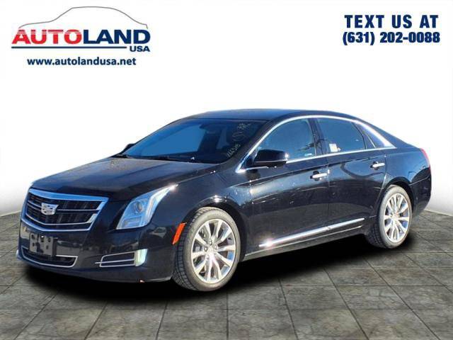 2016 Cadillac XTS Luxury Collection AWD photo