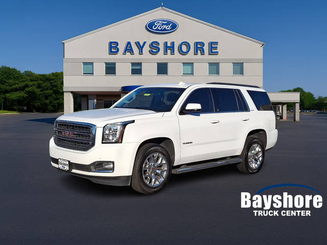 2017 GMC Yukon SLE 4WD photo