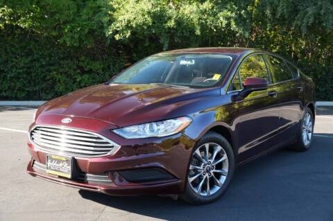 2017 Ford Fusion SE FWD photo