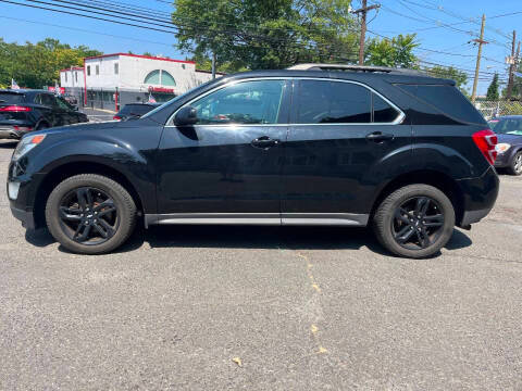 2017 Chevrolet Equinox LT FWD photo
