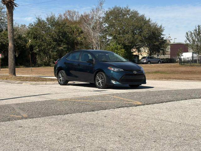 2017 Toyota Corolla LE FWD photo
