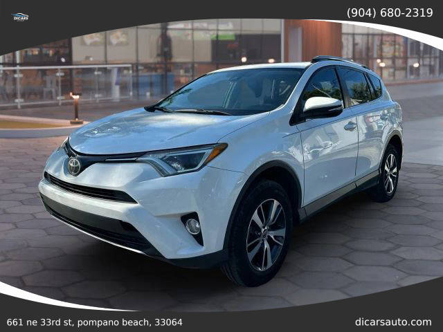 2017 Toyota RAV4 XLE FWD photo