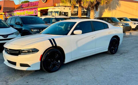2015 Dodge Charger SE RWD photo