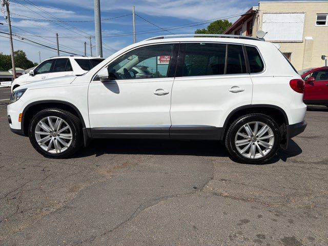 2016 Volkswagen Tiguan SE AWD photo