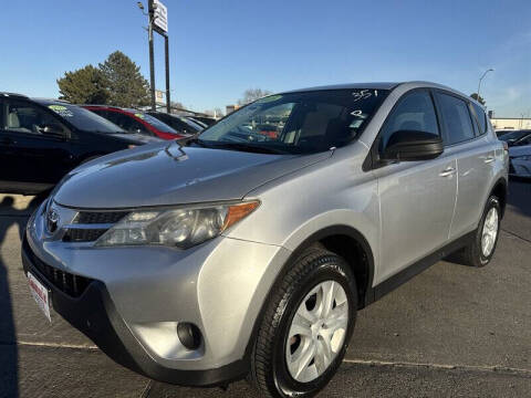 2015 Toyota RAV4 LE AWD photo