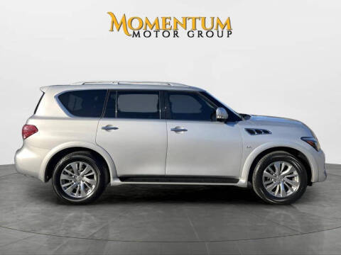 2016 Infiniti QX80  RWD photo